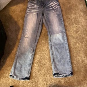 Buckle jeans